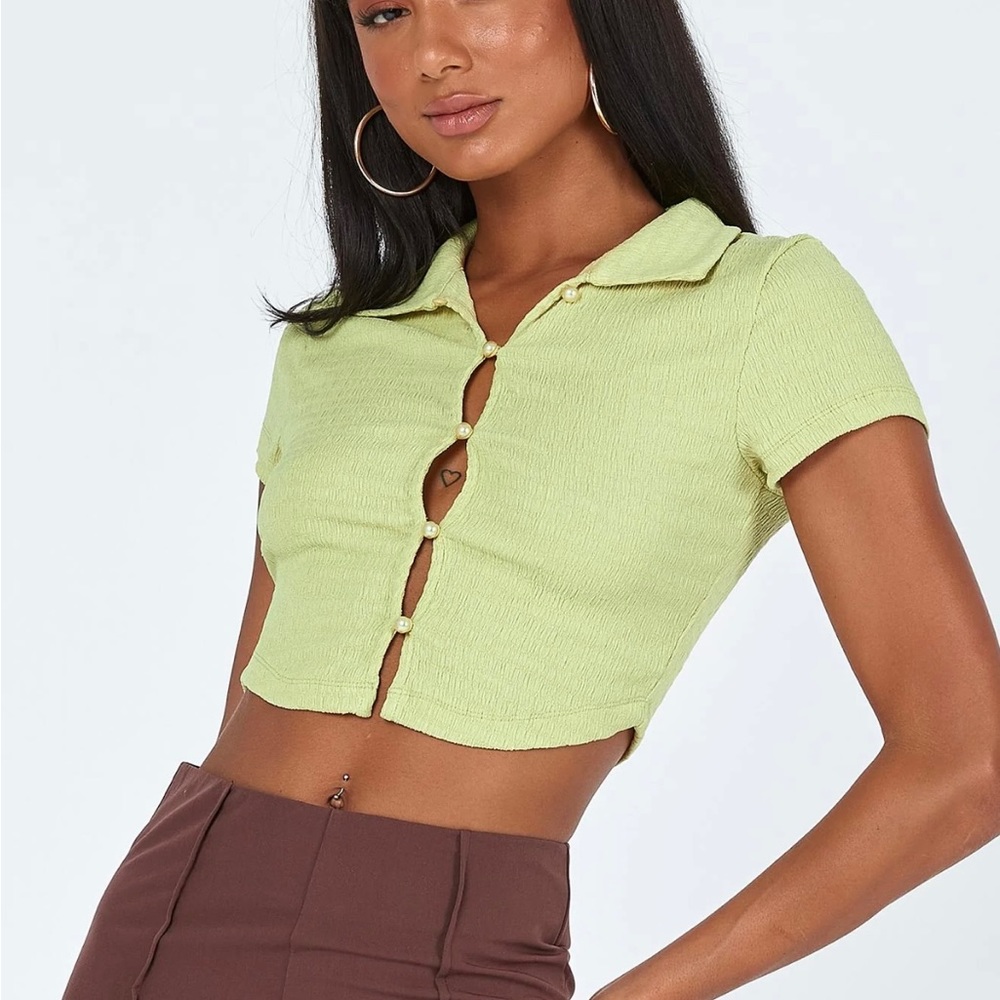 NEW WITH TAGS rosita top in green princess polly